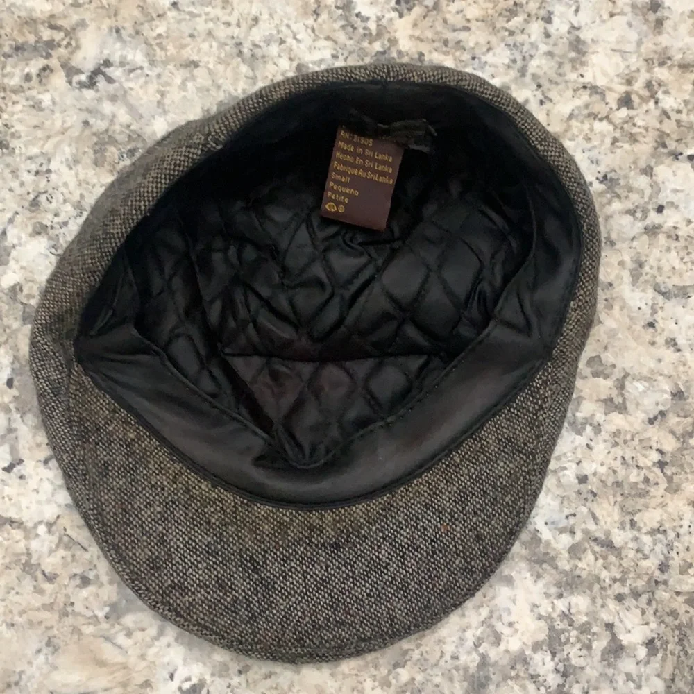 Hat - Picture 4 of 4